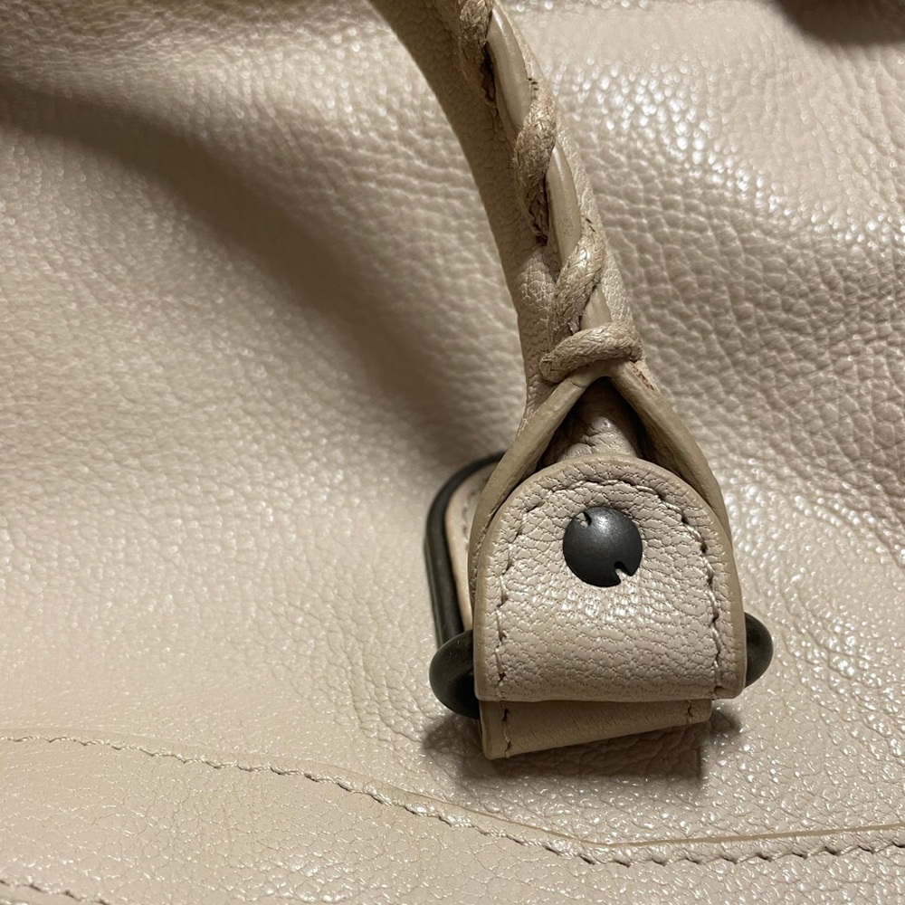 Balenciaga Beige Leather Handbag - Picture 13 of 15